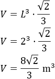 Definimos octaedro y demostramos las fórmulas de la altura, el área y el volumen de un octaedro regular. También, proporcionamos una calculadora online y algunos problemas resueltos de aplicación. Matemáticas. Geometría.